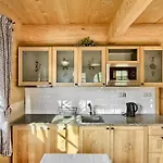 Goralskie Bacowki Z Widokiem Na Giewont * Zakopane